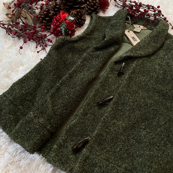 🪵🔥 WOOLRICH BOUCLÉ VEST - Picture 3 of 9